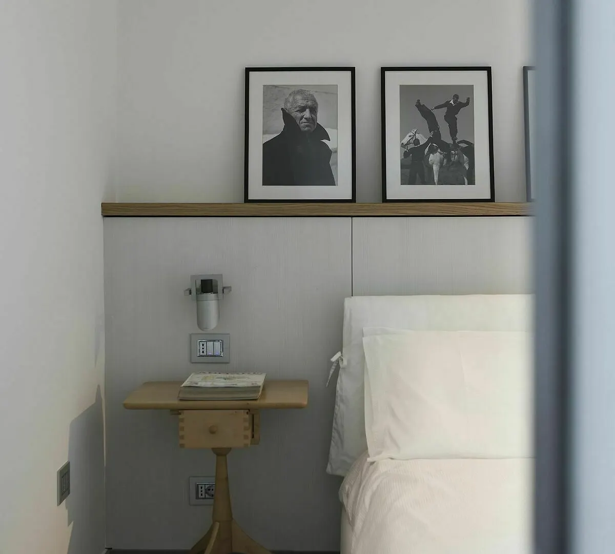 Suite & Pool-Como House-160 Mt-Private Indoor Swimming Pool, Heated All Year-Private Covered Parking-Private Garden And Terrace-Fully Equipped Kitchen Appartamento